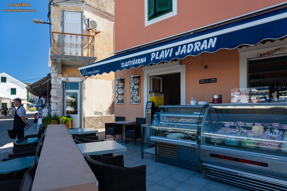 Pastry shop "Plavi Jadran" in Preko.