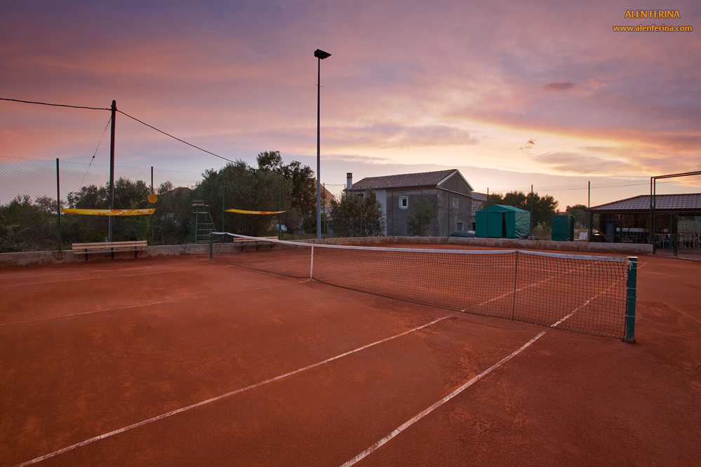 Tennis court in place Ugljan.